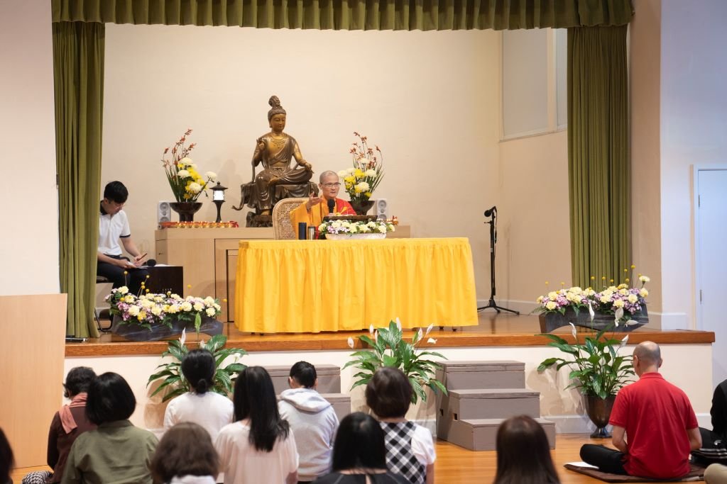 舊金山道場雙語皈依大典 方丈和尚果暉法師親授三皈五戒